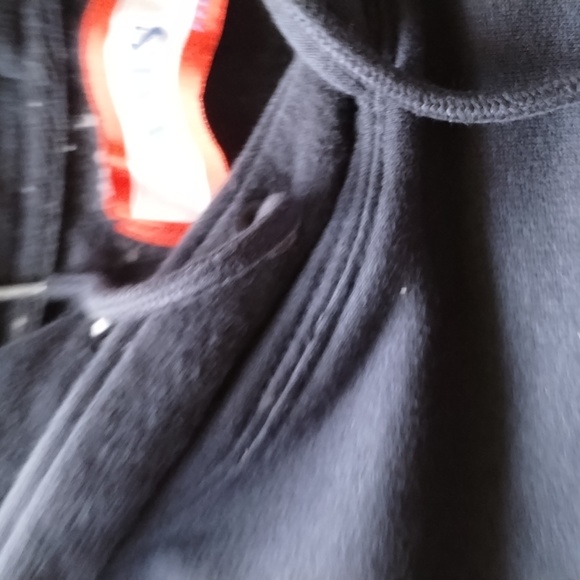 Hooded sweatshirt - Picture 2 of 4